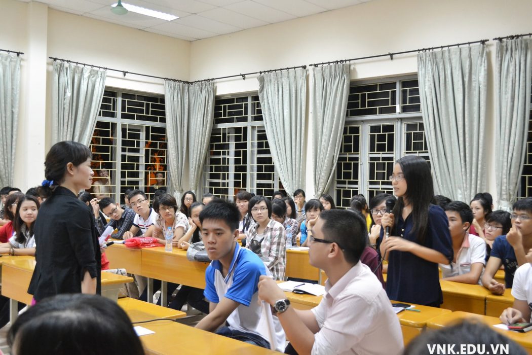 Talkshow “Hạ gục nhà tuyển dụng” – ĐHBKHN